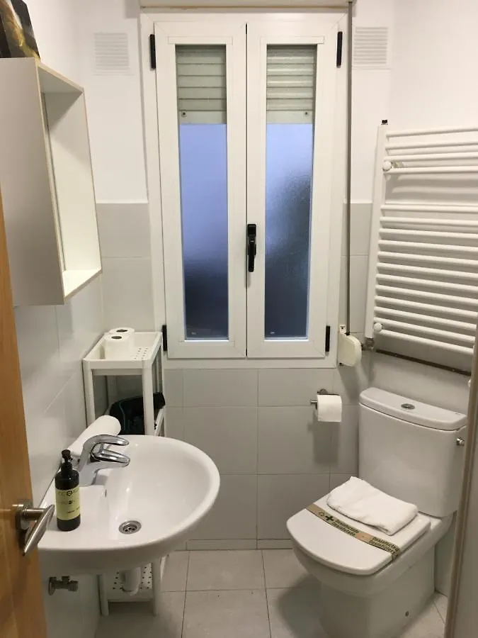 Calida Vivienda Turistica Centrica Junto Al Funicular Y Metro Apartment Bilbao 0*,